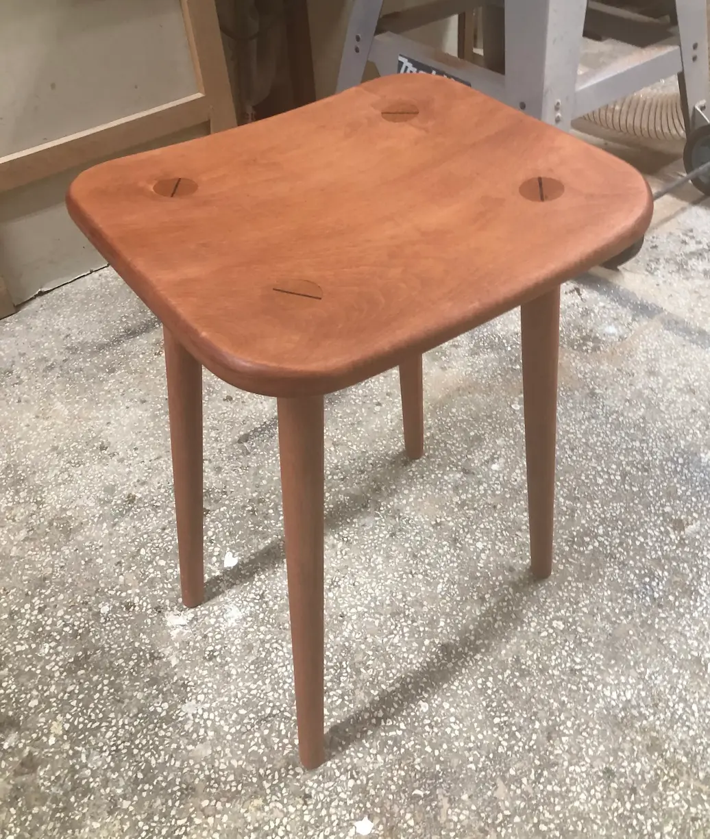 Tavolo in legno artigianale